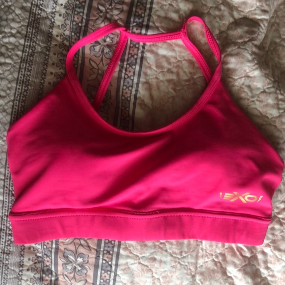 Bundle bras and shirt